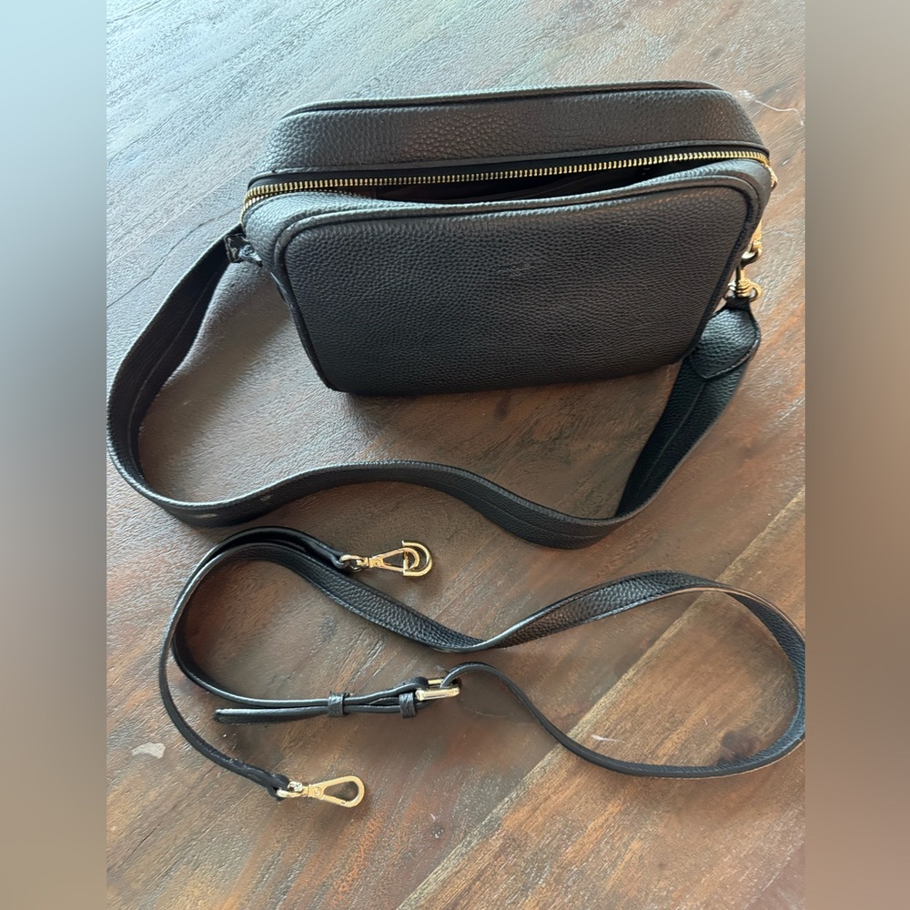 Black Textured Leather Bag - read description